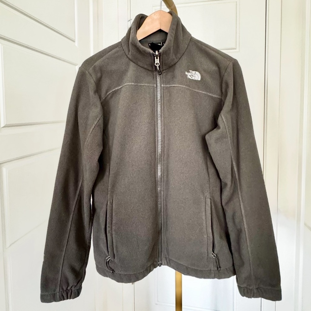 Women’s Gray Fleece Zip Up Jacket Zippered Pockets Size L Cozy Hiking Outdoors
